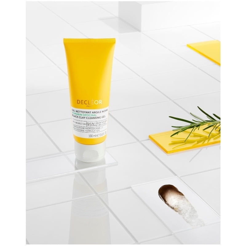 
                  
                    DECLÉOR Rosemary Black Clay Cleansing Gel 100ml
                  
                